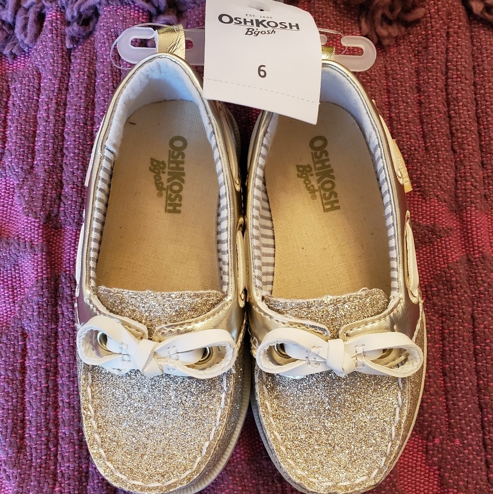 NWT OshKosh B'gosh Gold Sparkly Boat Shoes